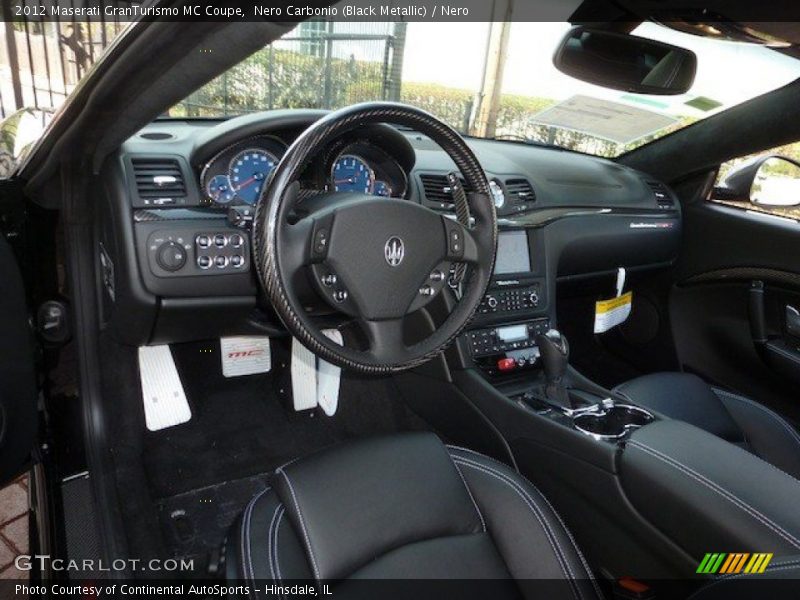  2012 GranTurismo MC Coupe Nero Interior
