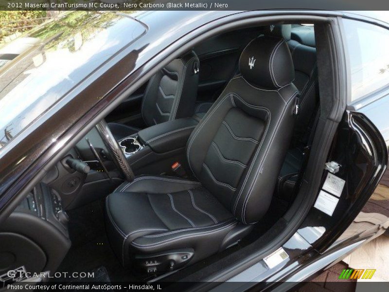  2012 GranTurismo MC Coupe Nero Interior