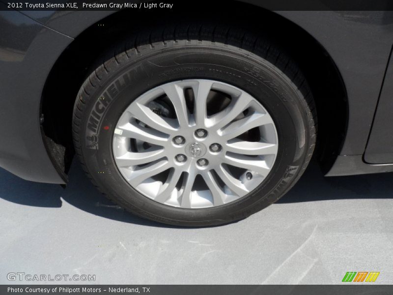 Predawn Gray Mica / Light Gray 2012 Toyota Sienna XLE