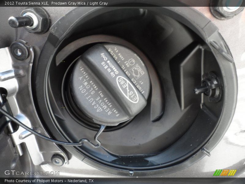 Predawn Gray Mica / Light Gray 2012 Toyota Sienna XLE