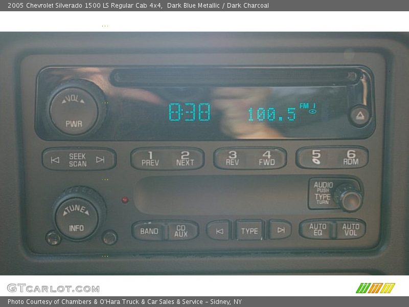 Audio System of 2005 Silverado 1500 LS Regular Cab 4x4