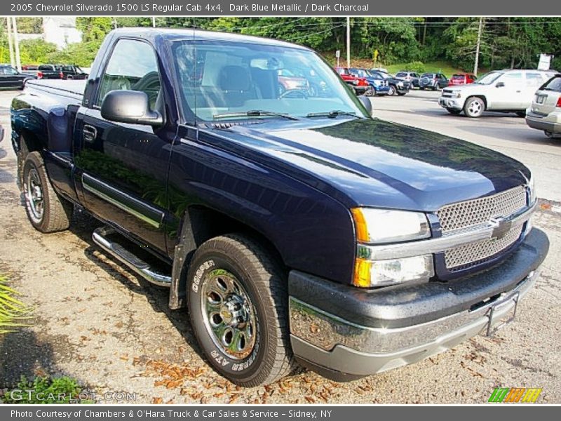 Dark Blue Metallic / Dark Charcoal 2005 Chevrolet Silverado 1500 LS Regular Cab 4x4