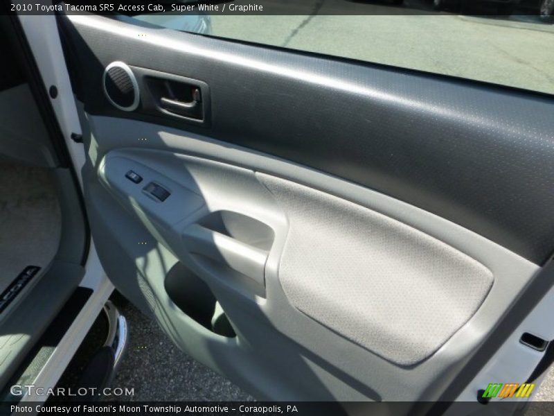 Super White / Graphite 2010 Toyota Tacoma SR5 Access Cab
