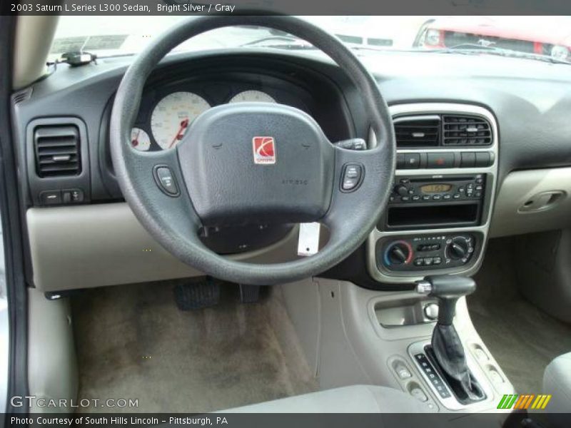 Bright Silver / Gray 2003 Saturn L Series L300 Sedan