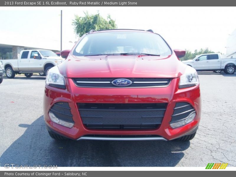 Ruby Red Metallic / Medium Light Stone 2013 Ford Escape SE 1.6L EcoBoost
