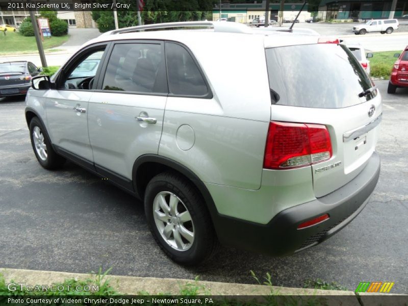 Bright Silver / Gray 2011 Kia Sorento LX