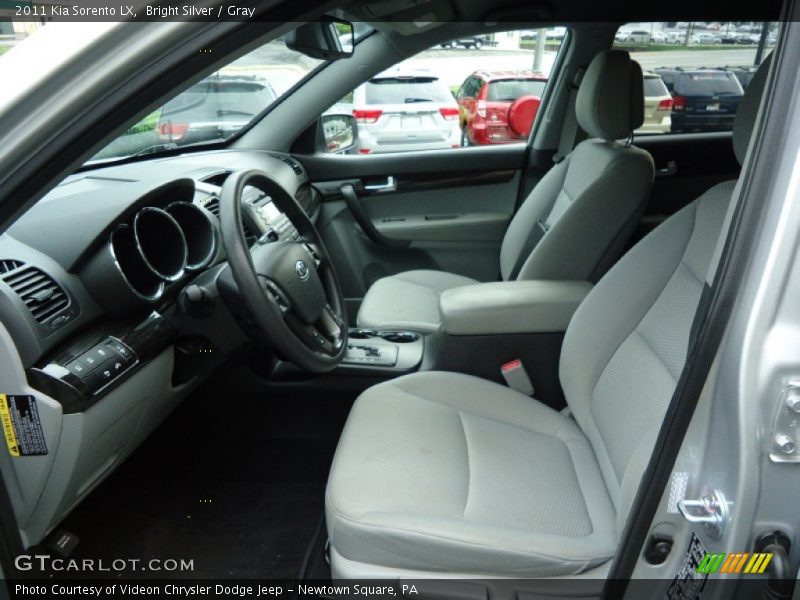 Bright Silver / Gray 2011 Kia Sorento LX