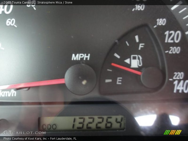 Stratosphere Mica / Stone 2002 Toyota Camry LE