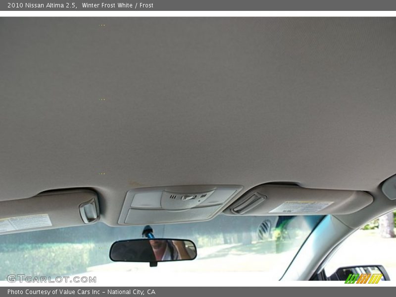 Winter Frost White / Frost 2010 Nissan Altima 2.5