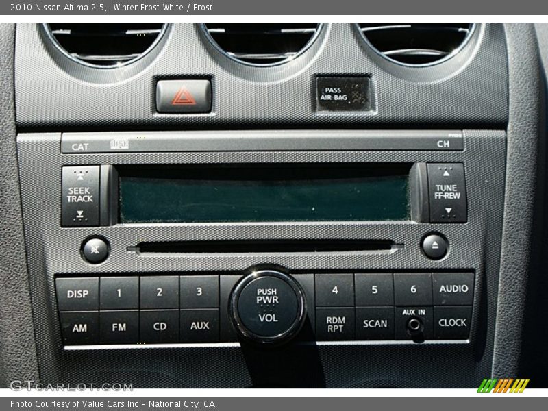 Winter Frost White / Frost 2010 Nissan Altima 2.5