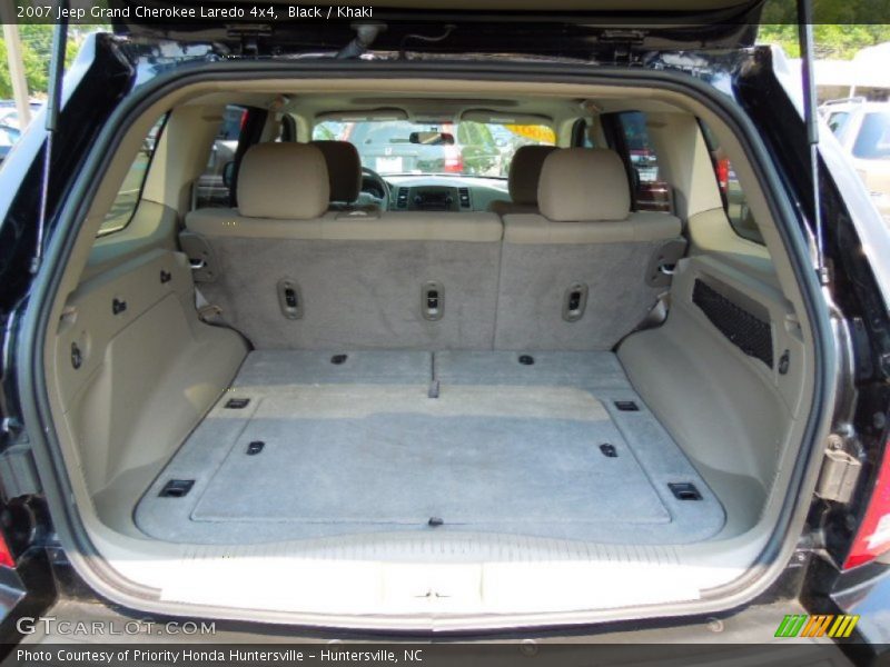 Black / Khaki 2007 Jeep Grand Cherokee Laredo 4x4