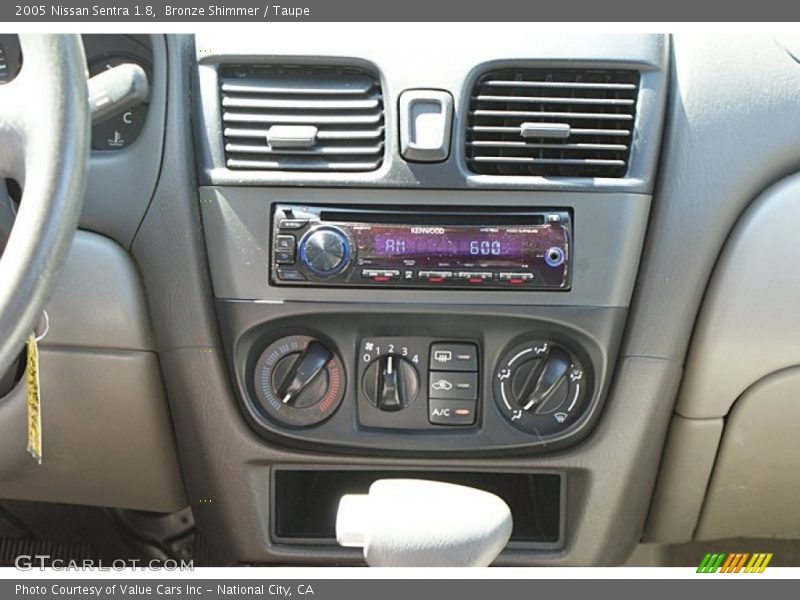 Bronze Shimmer / Taupe 2005 Nissan Sentra 1.8
