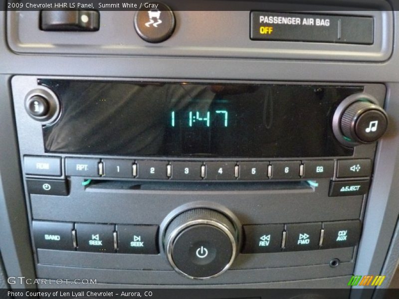 Summit White / Gray 2009 Chevrolet HHR LS Panel