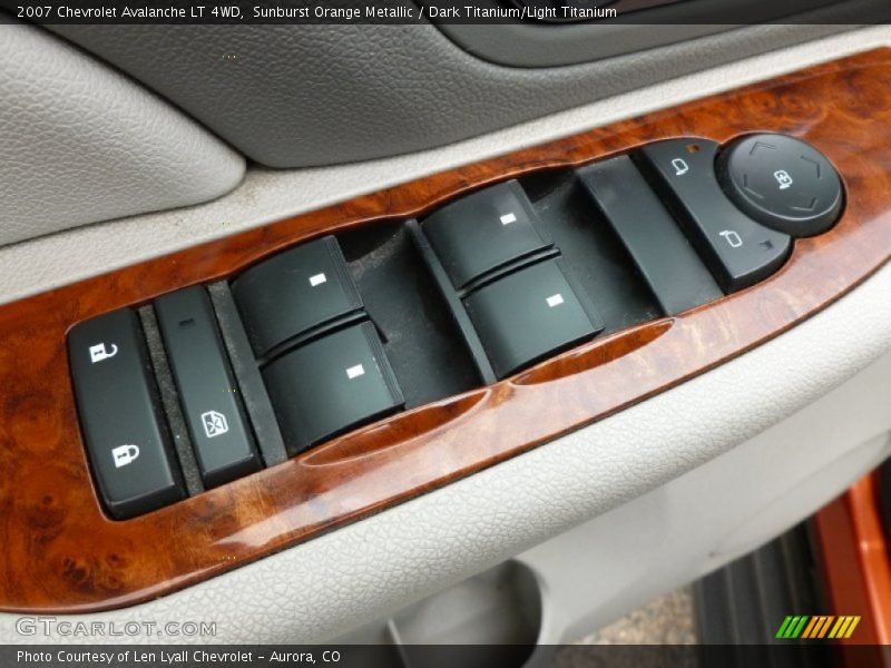 Controls of 2007 Avalanche LT 4WD