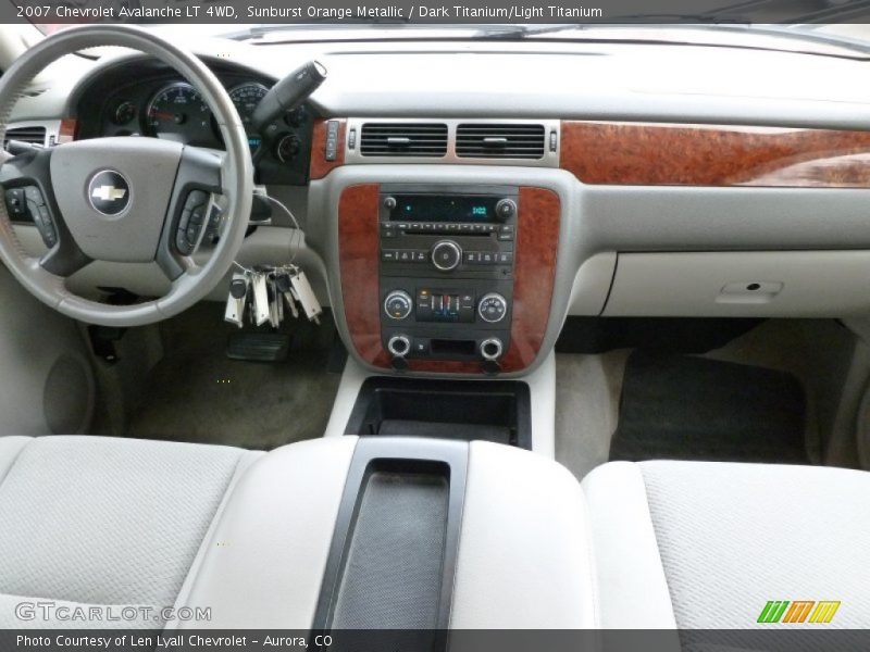 Dashboard of 2007 Avalanche LT 4WD