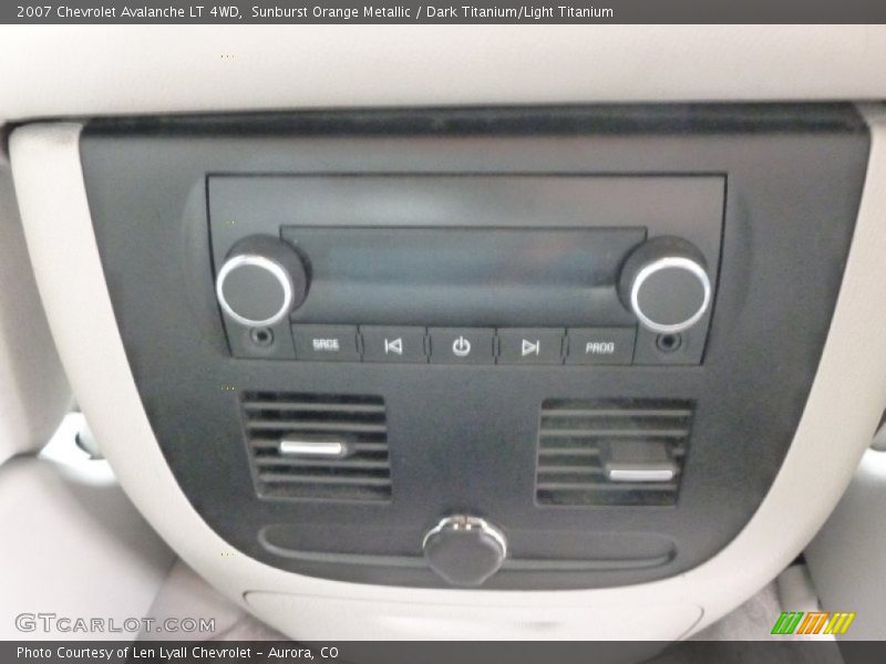 Controls of 2007 Avalanche LT 4WD
