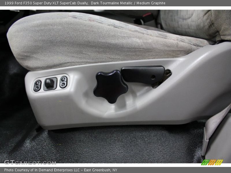 Front Seat of 1999 F350 Super Duty XLT SuperCab Dually