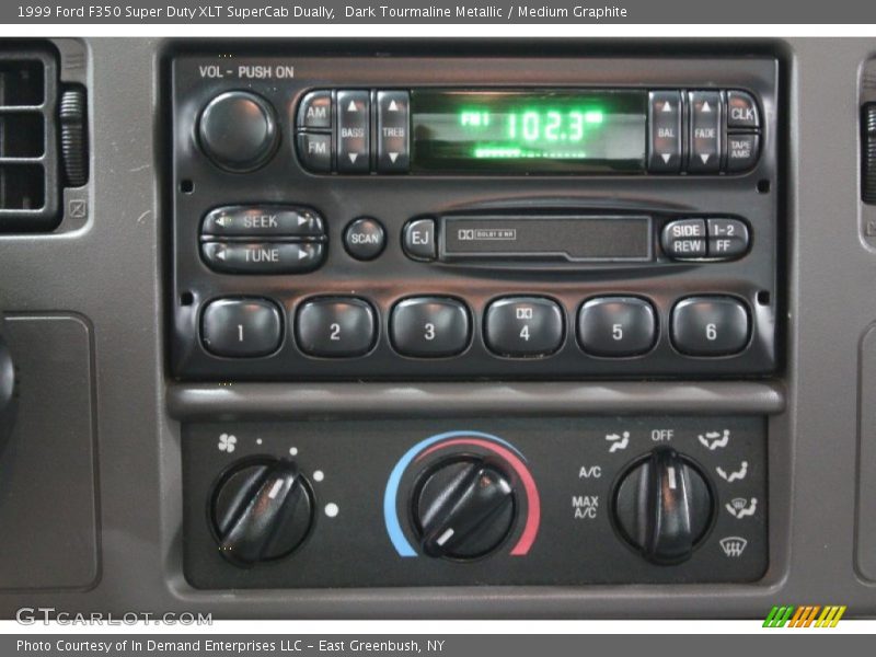 Audio System of 1999 F350 Super Duty XLT SuperCab Dually