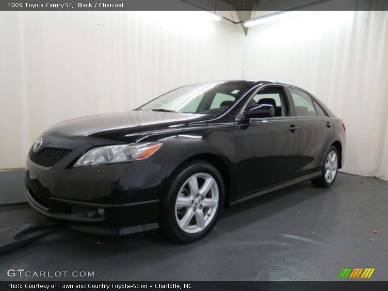 Black / Charcoal 2009 Toyota Camry SE