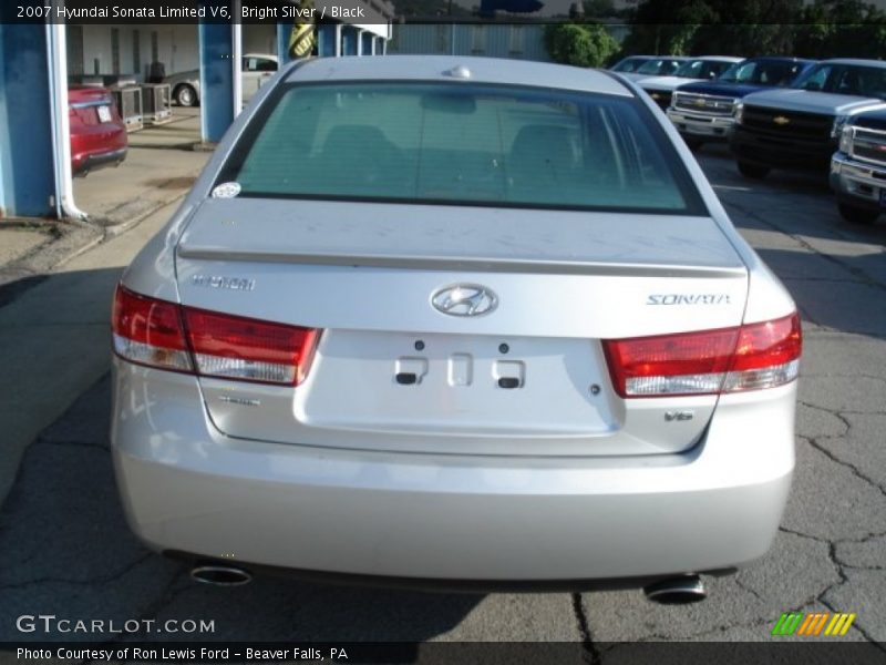 Bright Silver / Black 2007 Hyundai Sonata Limited V6