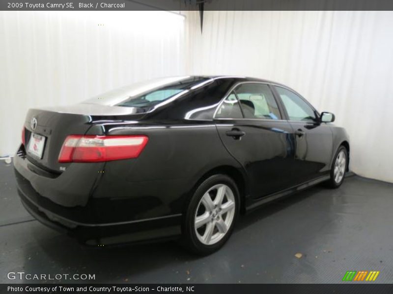 Black / Charcoal 2009 Toyota Camry SE