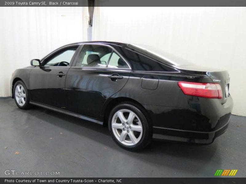 Black / Charcoal 2009 Toyota Camry SE