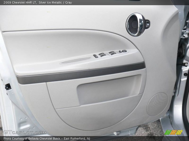 Silver Ice Metallic / Gray 2009 Chevrolet HHR LT