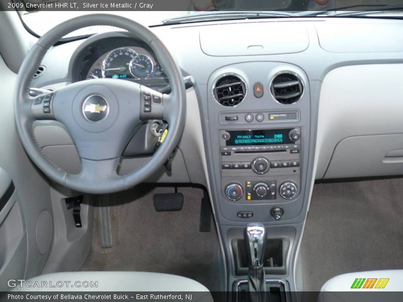Silver Ice Metallic / Gray 2009 Chevrolet HHR LT