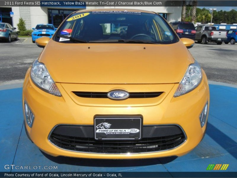 Yellow Blaze Metallic Tri-Coat / Charcoal Black/Blue Cloth 2011 Ford Fiesta SES Hatchback
