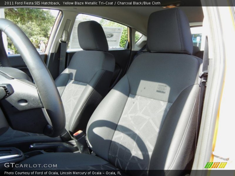 Yellow Blaze Metallic Tri-Coat / Charcoal Black/Blue Cloth 2011 Ford Fiesta SES Hatchback