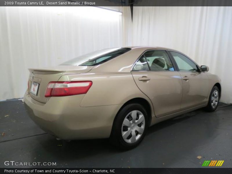 Desert Sand Metallic / Bisque 2009 Toyota Camry LE