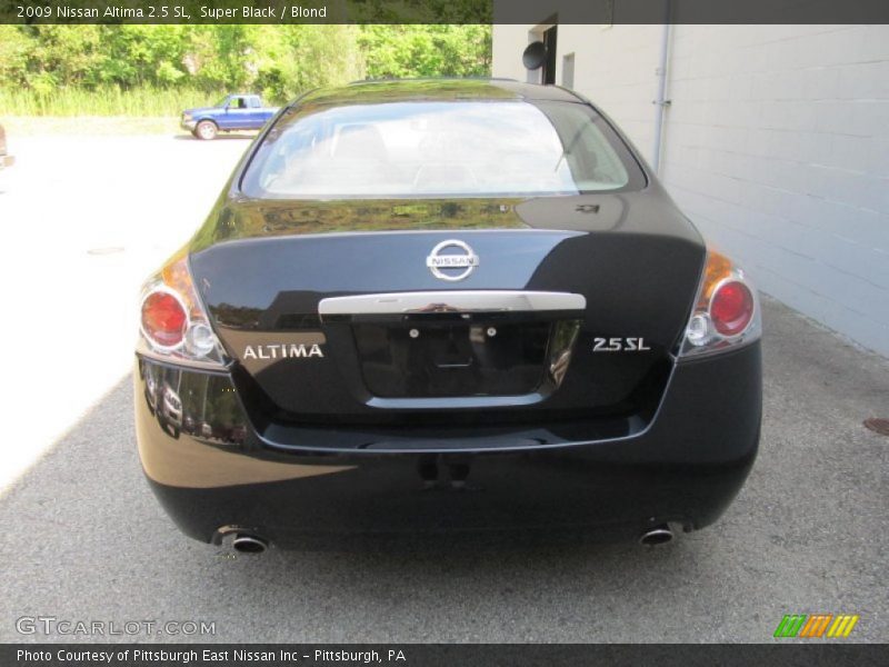Super Black / Blond 2009 Nissan Altima 2.5 SL
