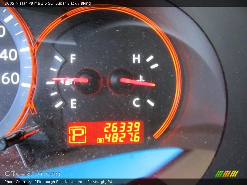 Super Black / Blond 2009 Nissan Altima 2.5 SL
