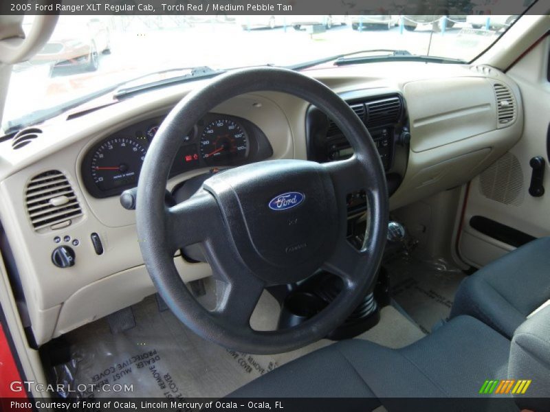 Dashboard of 2005 Ranger XLT Regular Cab