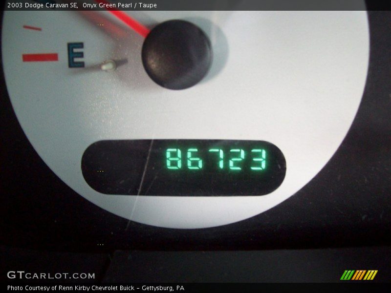 Onyx Green Pearl / Taupe 2003 Dodge Caravan SE