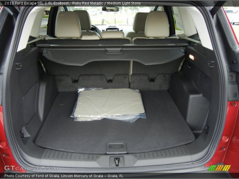  2013 Escape SEL 1.6L EcoBoost Trunk