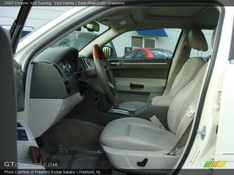Cool Vanilla / Dark Khaki/Light Graystone 2007 Chrysler 300 Touring