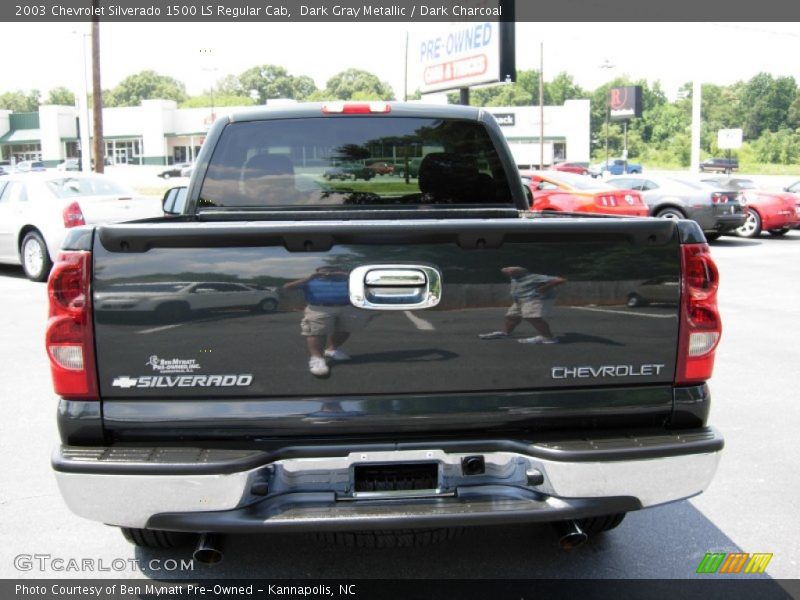 Dark Gray Metallic / Dark Charcoal 2003 Chevrolet Silverado 1500 LS Regular Cab