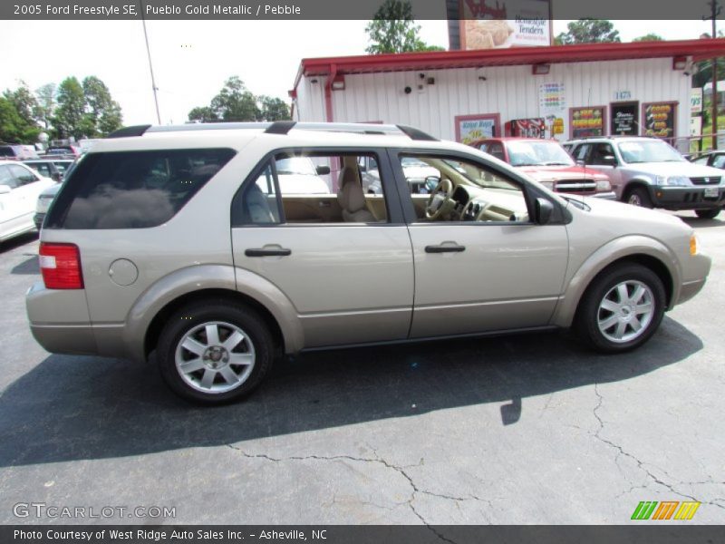 Pueblo Gold Metallic / Pebble 2005 Ford Freestyle SE