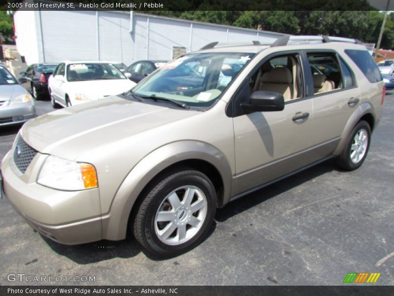 Pueblo Gold Metallic / Pebble 2005 Ford Freestyle SE