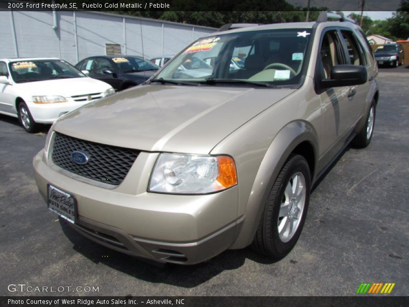 Pueblo Gold Metallic / Pebble 2005 Ford Freestyle SE