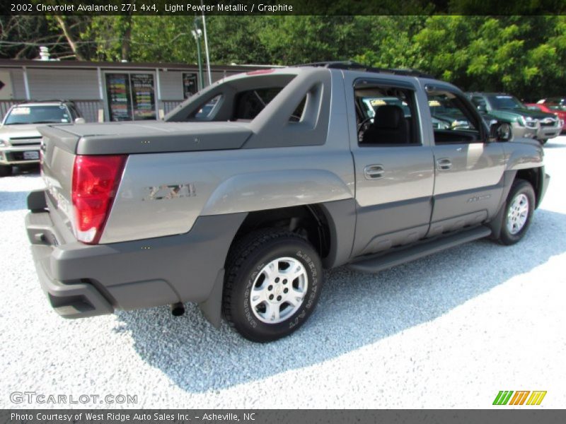 Light Pewter Metallic / Graphite 2002 Chevrolet Avalanche Z71 4x4