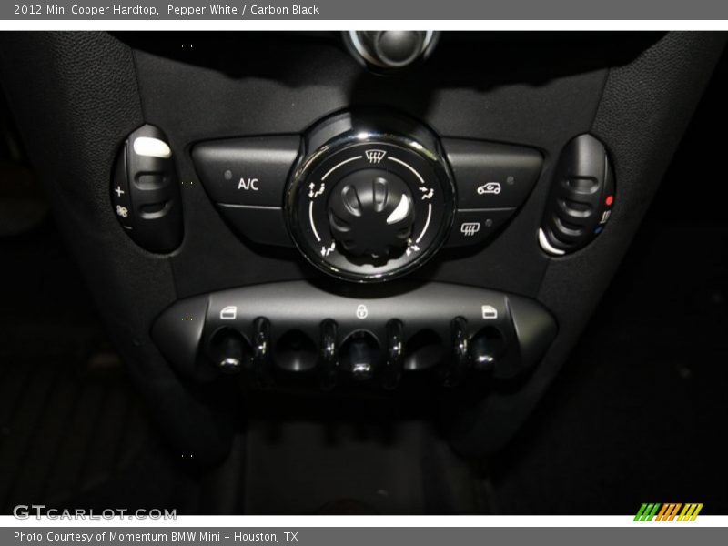 Pepper White / Carbon Black 2012 Mini Cooper Hardtop