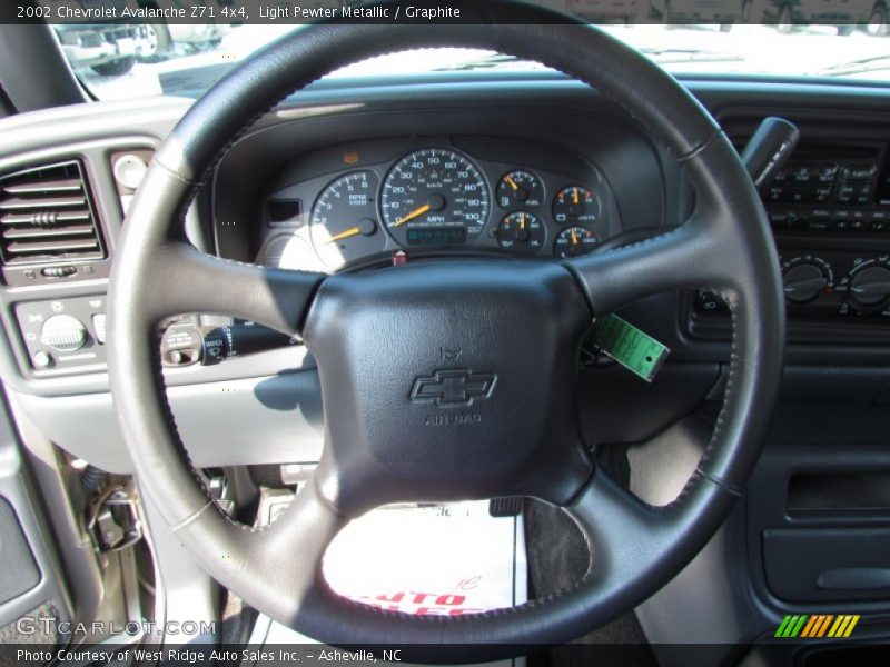 Light Pewter Metallic / Graphite 2002 Chevrolet Avalanche Z71 4x4