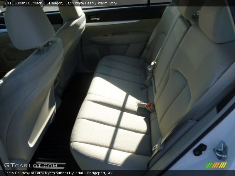 Satin White Pearl / Warm Ivory 2011 Subaru Outback 2.5i Wagon