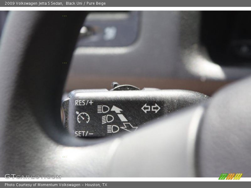 Black Uni / Pure Beige 2009 Volkswagen Jetta S Sedan