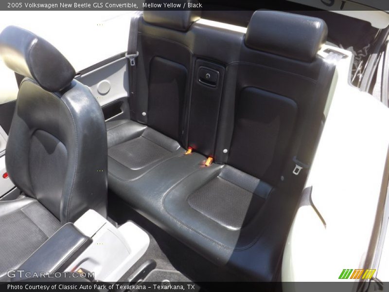Mellow Yellow / Black 2005 Volkswagen New Beetle GLS Convertible