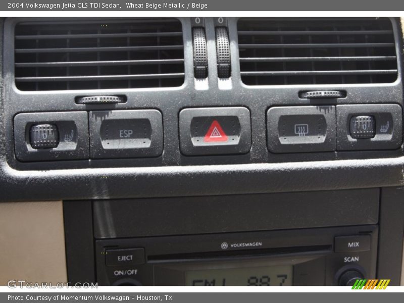 Wheat Beige Metallic / Beige 2004 Volkswagen Jetta GLS TDI Sedan