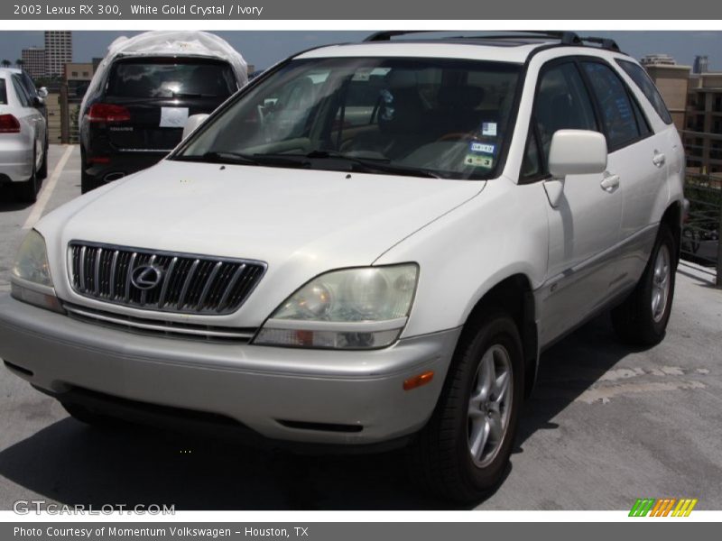 Front 3/4 View of 2003 RX 300