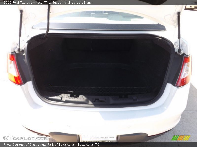 White Suede Metallic / Light Stone 2010 Ford Taurus Limited
